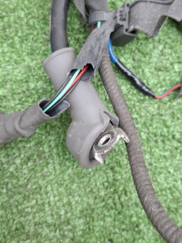 Проводка моторного отсека Toyota Estima 2008 ACR50W