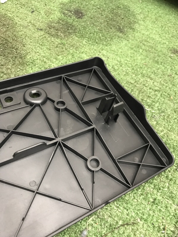 Площадка номерного знака Toyota RAV4 2010-2013