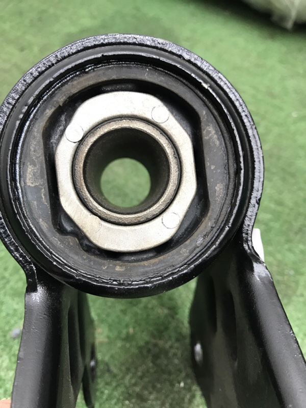 Сайлентблок Ford Kuga 2012-2019