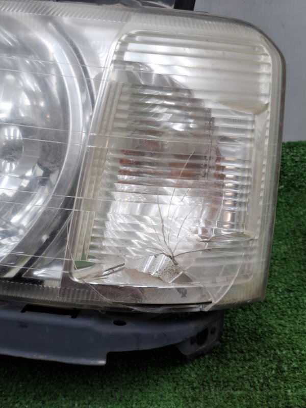 Фара галогеновая Honda StepWgn 2003 RF3