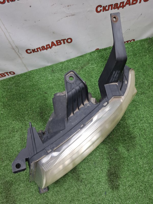 Фара галогеновая Honda StepWgn 2003 RF3