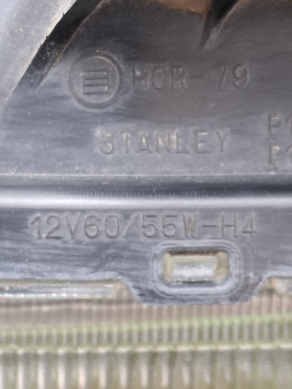 Фара галогеновая Honda StepWgn 2003 RF3