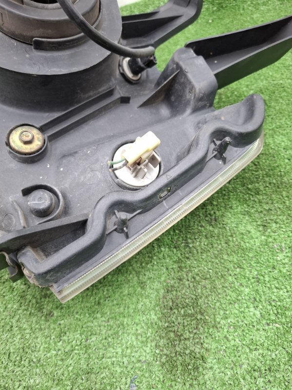 Фара галогеновая Honda StepWgn 2003 RF3