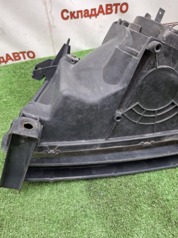 Фара галогеновая Honda StepWgn 2003 RF3