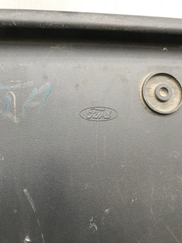 Решетка в бампер Ford Focus 3 2011-2014