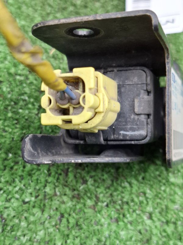 Датчик подушки безопасности Honda StepWgn 2003 RF3