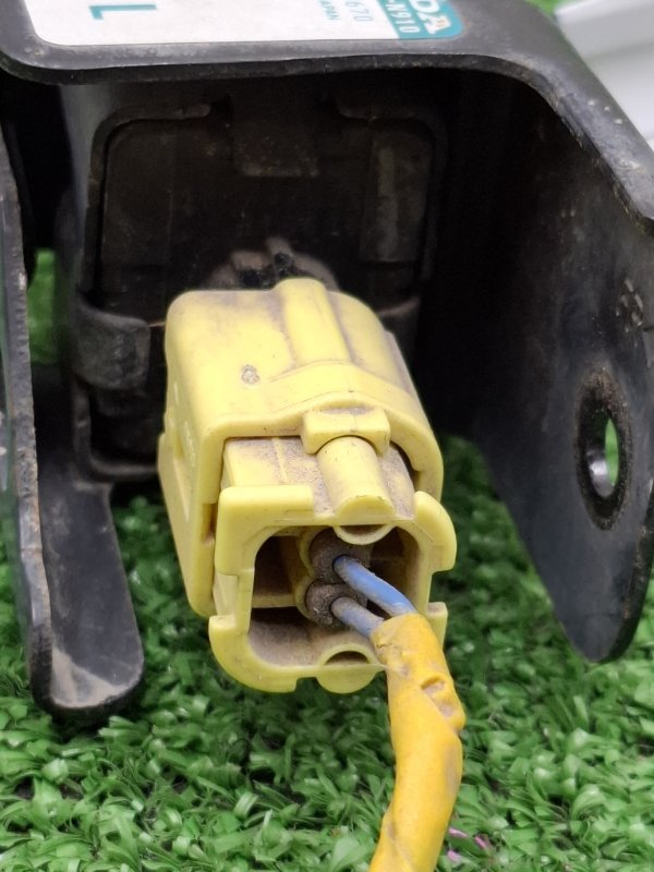 Датчик подушки безопасности Honda StepWgn 2003 RF3