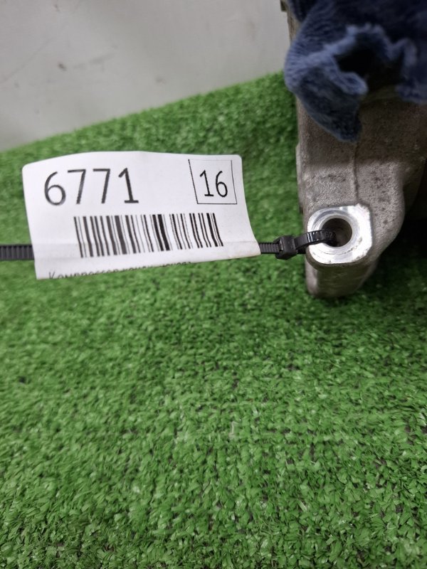 Компрессор кондиционера Toyota Camry 2006 ACV40