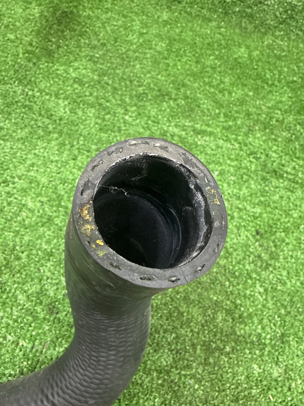 Патрубок радиатора Toyota Camry 2006 ACV40