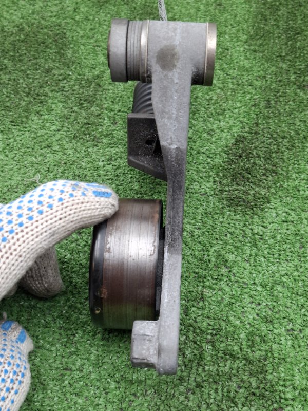 Натяжитель приводного ремня Toyota Camry 2008 ACV40