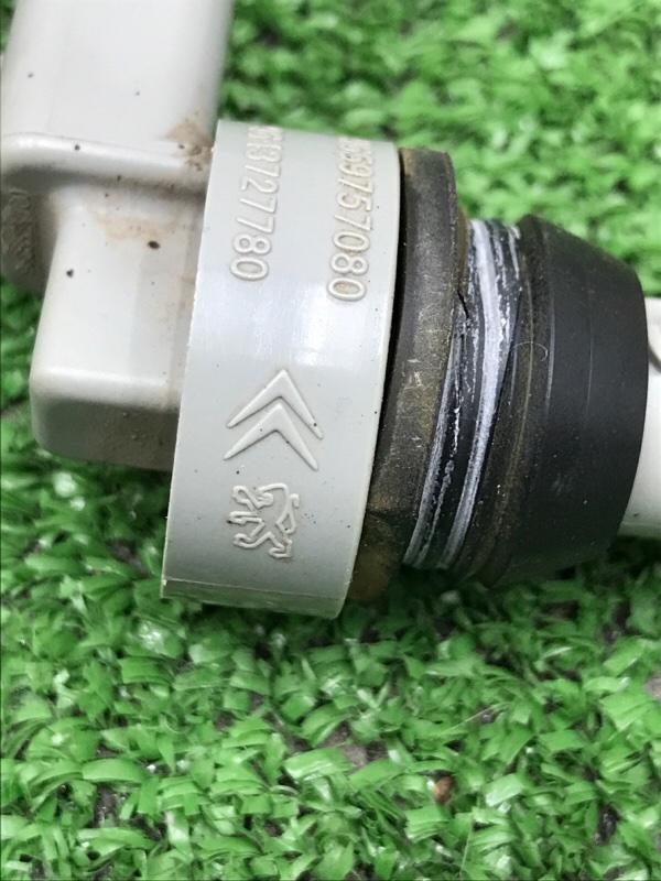 Датчик уровня омывающей жидкости Peugeot 308 2007-2015