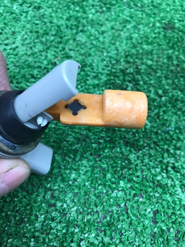 Датчик уровня омывающей жидкости Peugeot 308 2007-2015