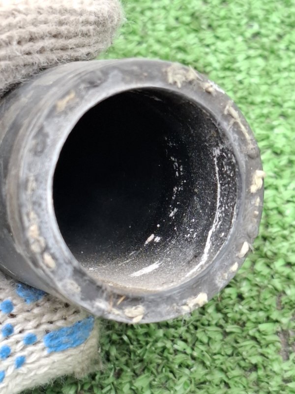 Патрубок радиатора Toyota AVENSIS 2012 ZRT272