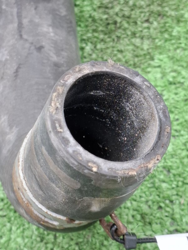 Патрубок радиатора Toyota AVENSIS 2012 ZRT272