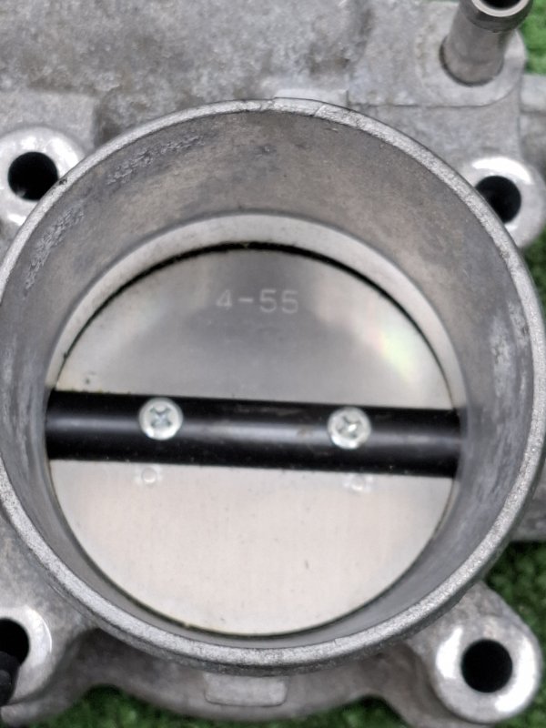 Дроссельная заслонка Toyota AVENSIS 2012 ZRT272