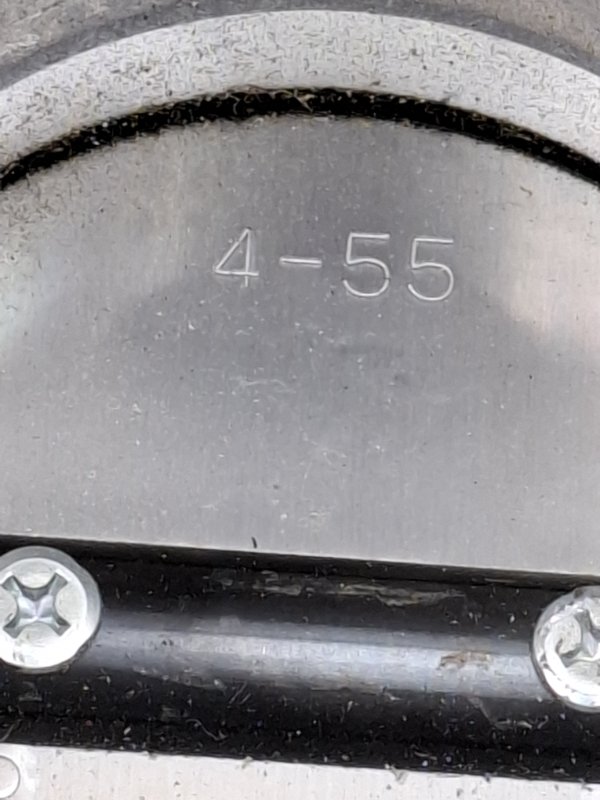 Дроссельная заслонка Toyota AVENSIS 2012 ZRT272