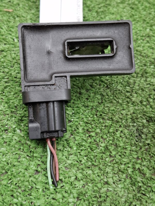 Клемма аккумулятора Toyota AVENSIS 2012 ZRT272