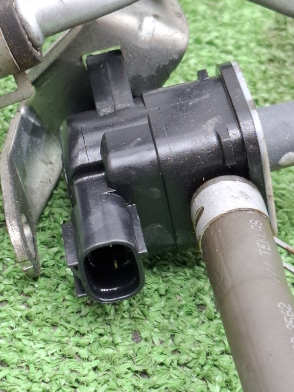 Клапан электромагнитный Toyota AVENSIS 2012 ZRT272