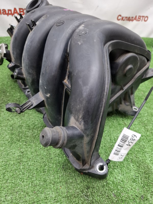 Коллектор впускной Toyota AVENSIS 2012 ZRT272