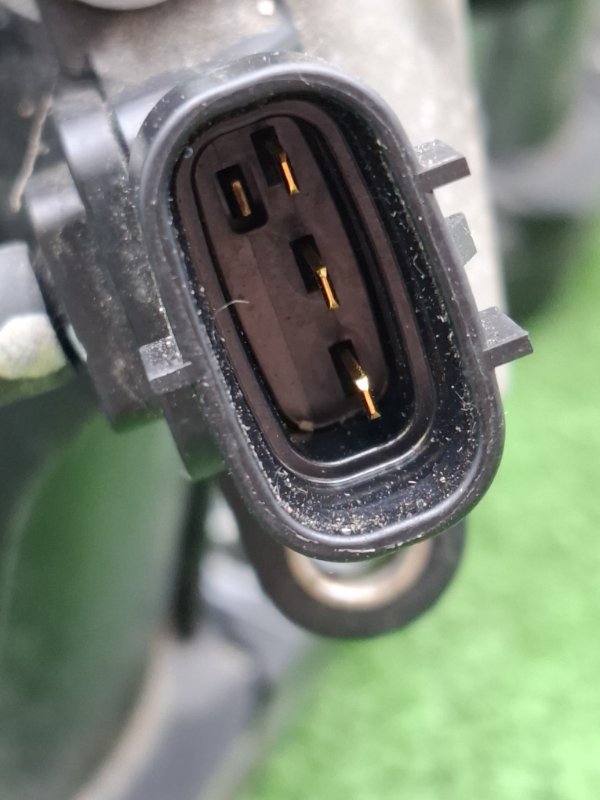 Коллектор впускной Toyota AVENSIS 2012 ZRT272