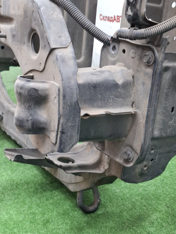 Рамка радиатора MITSUBISHI OUTLANDER 2010 CW5W