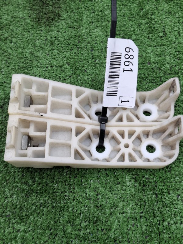 Кронштейн фары MITSUBISHI OUTLANDER 2010 CW5W