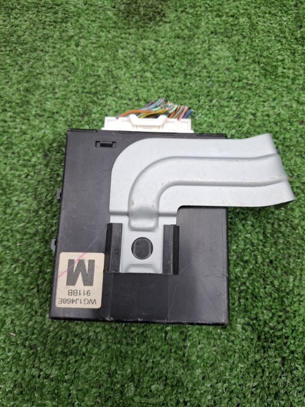 Блок управления дверьми NISSAN March 2009 BNK12