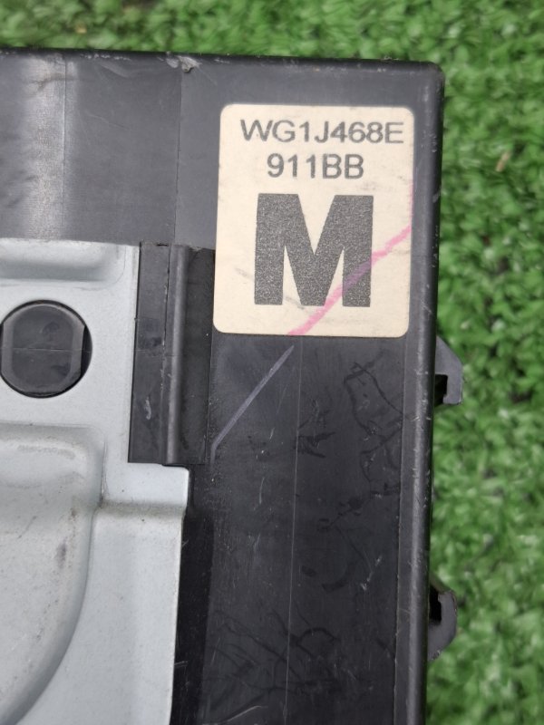 Блок управления дверьми NISSAN March 2009 BNK12