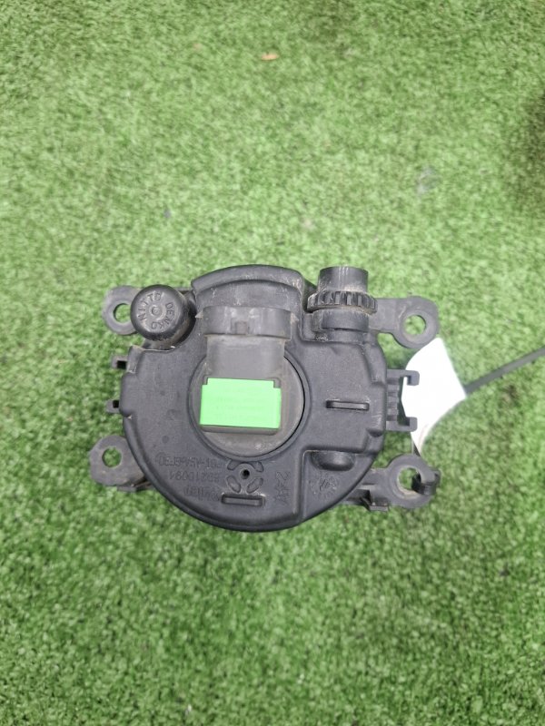 Фара противотуманная Suzuki Grand Vitara 2006 TD54W