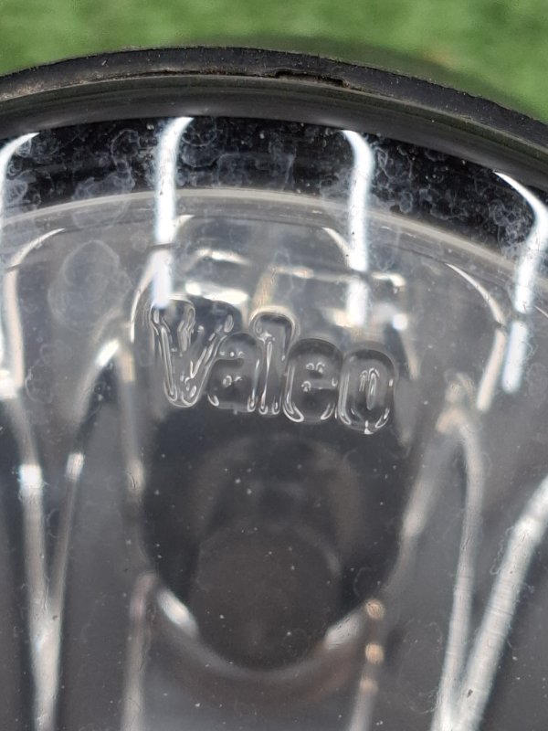 Фара противотуманная Suzuki Grand Vitara 2006 TD54W