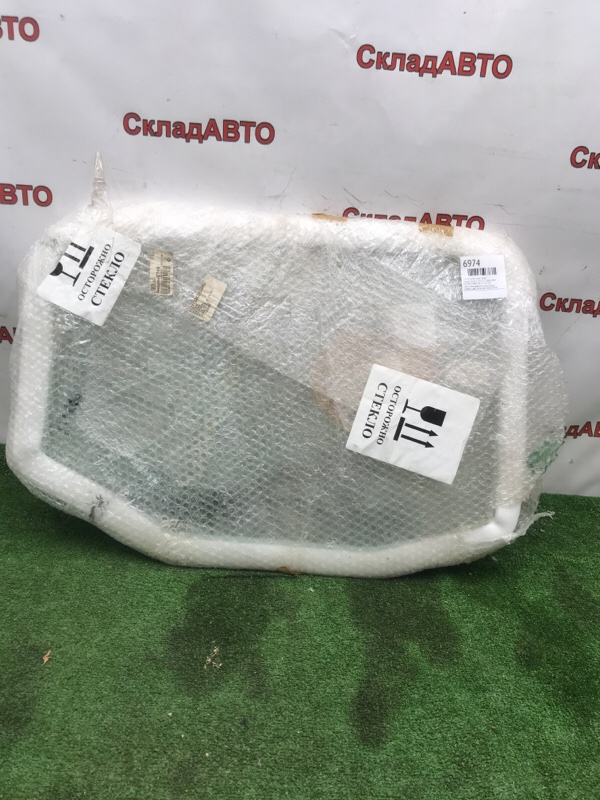 Стекло двери Toyota Corolla 2006-2013 150/151