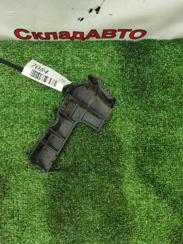 Крепление бампера Audi A4 2006 8EBWEF