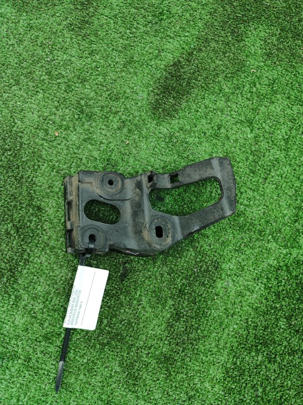 Кронштейн порога Audi A4 2006 8EBWEF