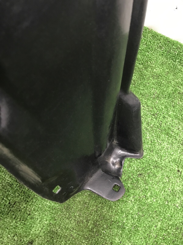 Подкрылок Toyota Corolla Verso 2001-2004