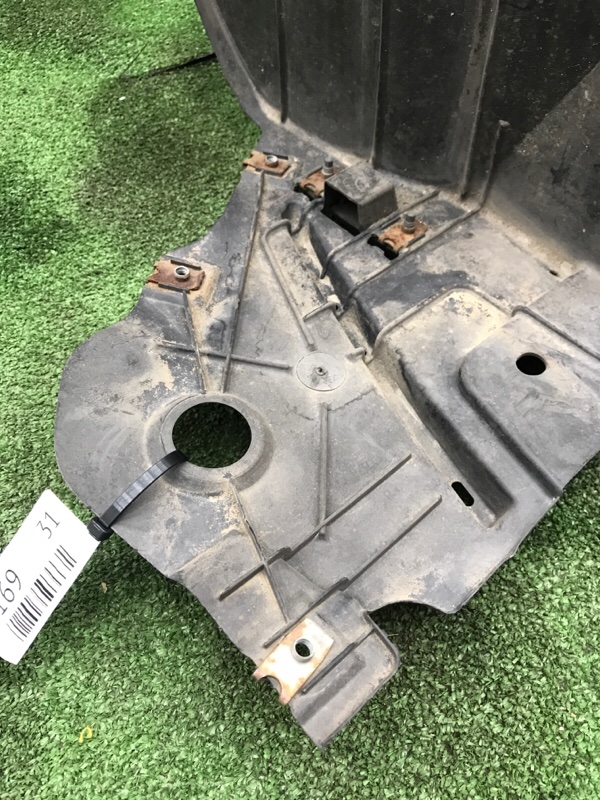 Подкрылок NISSAN NOTE 2012 E11