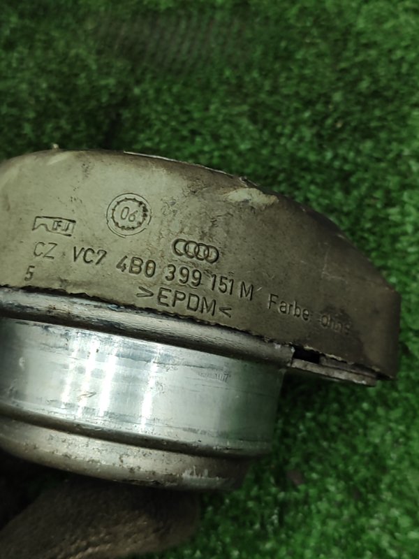 Подушка МКПП Audi A4 2006 8EBWEF