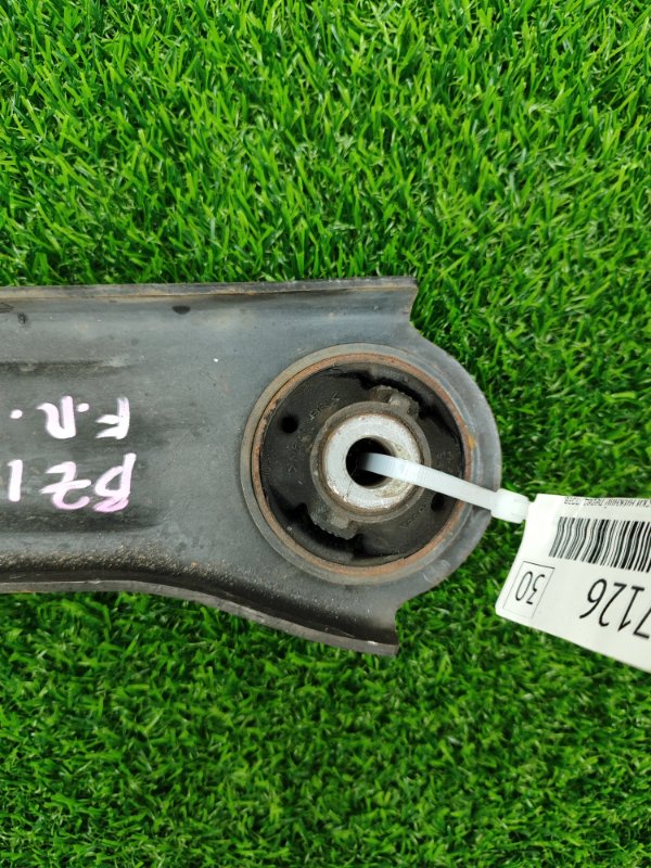 Рычаг подвески нижний NISSAN Cube 2007 BZ11