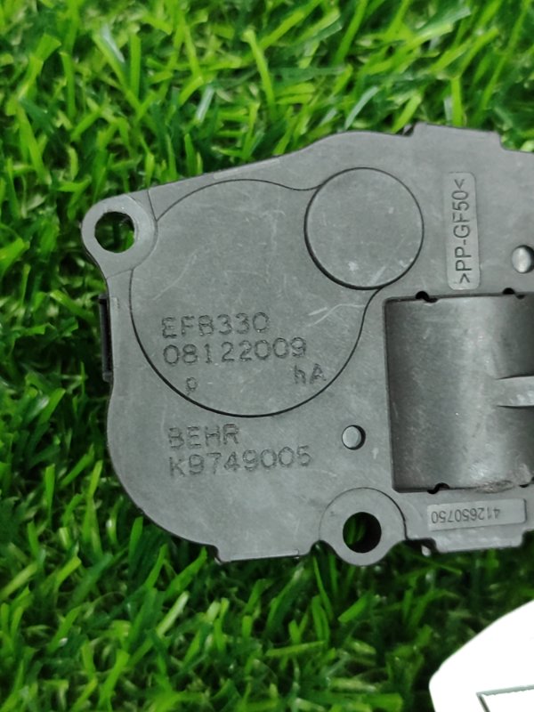 Сервопривод заслонок печки Audi A4 2010 8KCDH