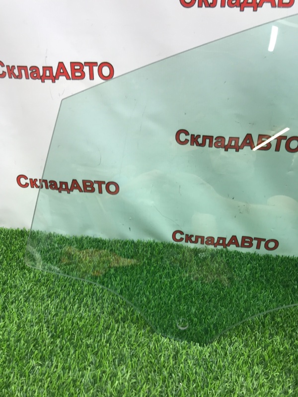 Стекло двери Ford Focus 2011-2019