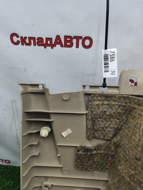 Накладка стойки двери NISSAN Cube 2007 BZ11
