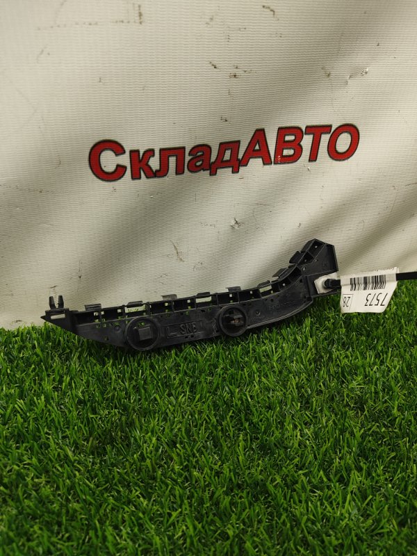 Кронштейн бампера Honda Civic 2009 FD1