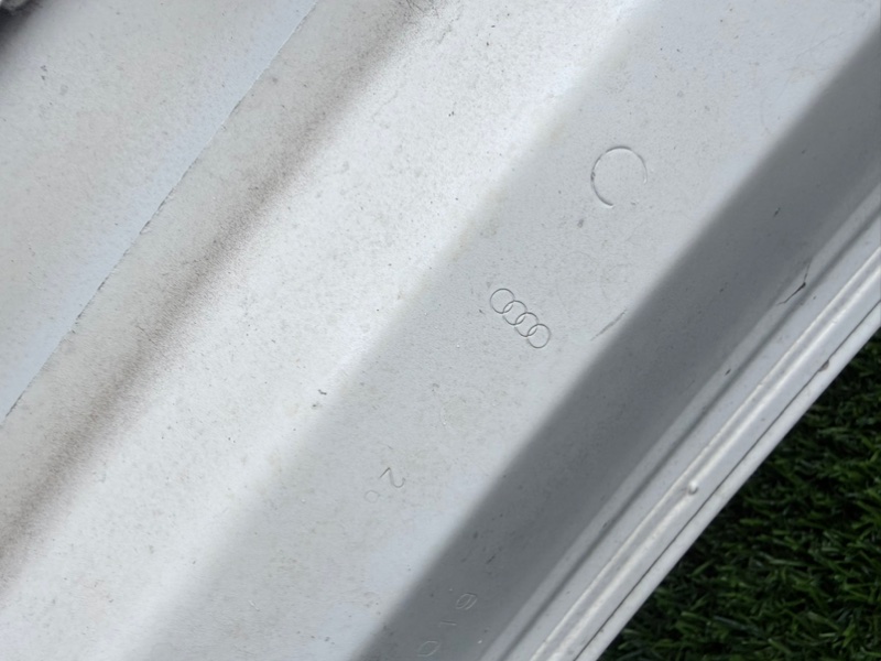 Капот Audi A4 2010 8KCDH