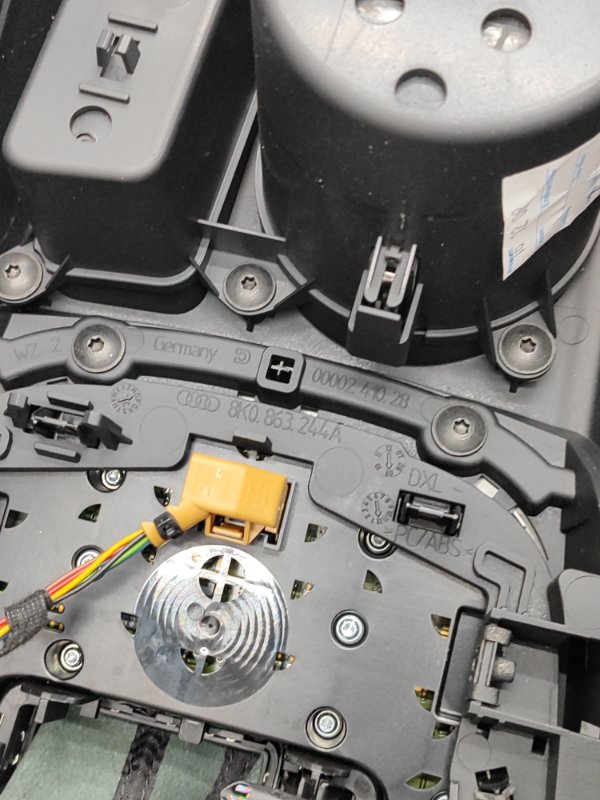 Консоль подлокотника Audi A4 2010 8KС