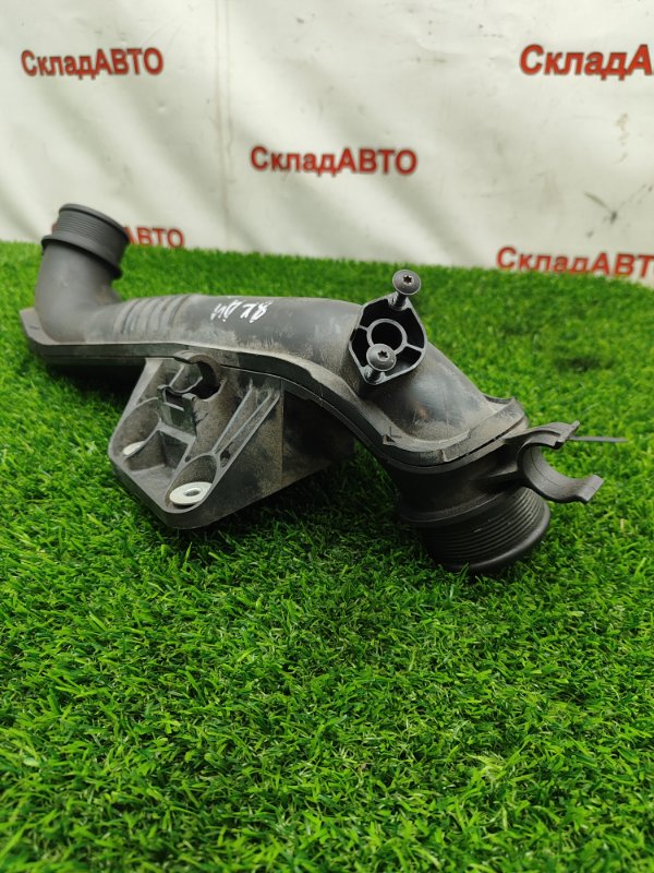 Патрубок интеркулера Audi A4 2010 8KС