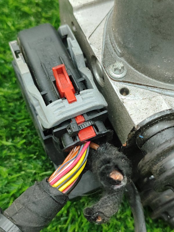 Блок ABS Audi A4 2010 8KС