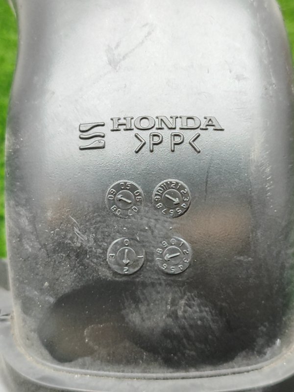 Резонатор воздушного фильтра Honda Civic 2009 FD1