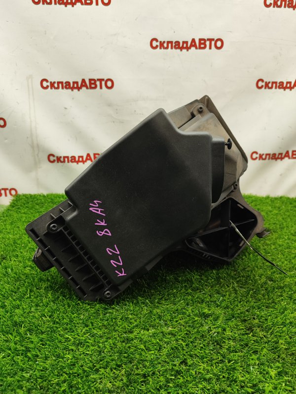 Корпус воздушного фильтра Audi A4 2010 8KС