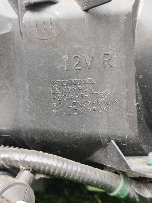 Фара ксеноновая Honda Civic 2009 FD1