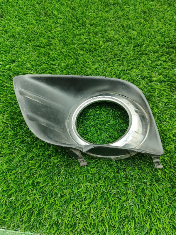 Накладка ПТФ Toyota Land Cruiser Prado 2009-2013 150