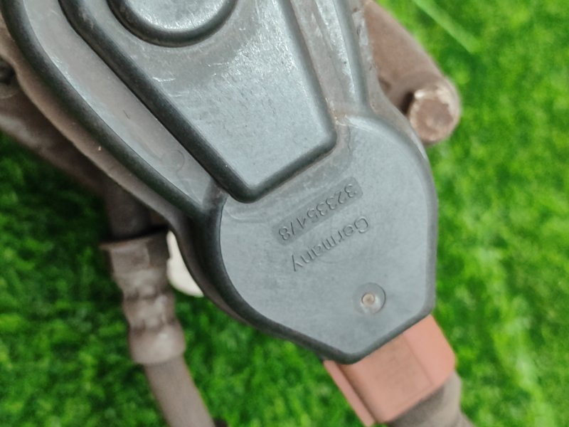 Суппорт тормозной Audi A4 2010 8KС